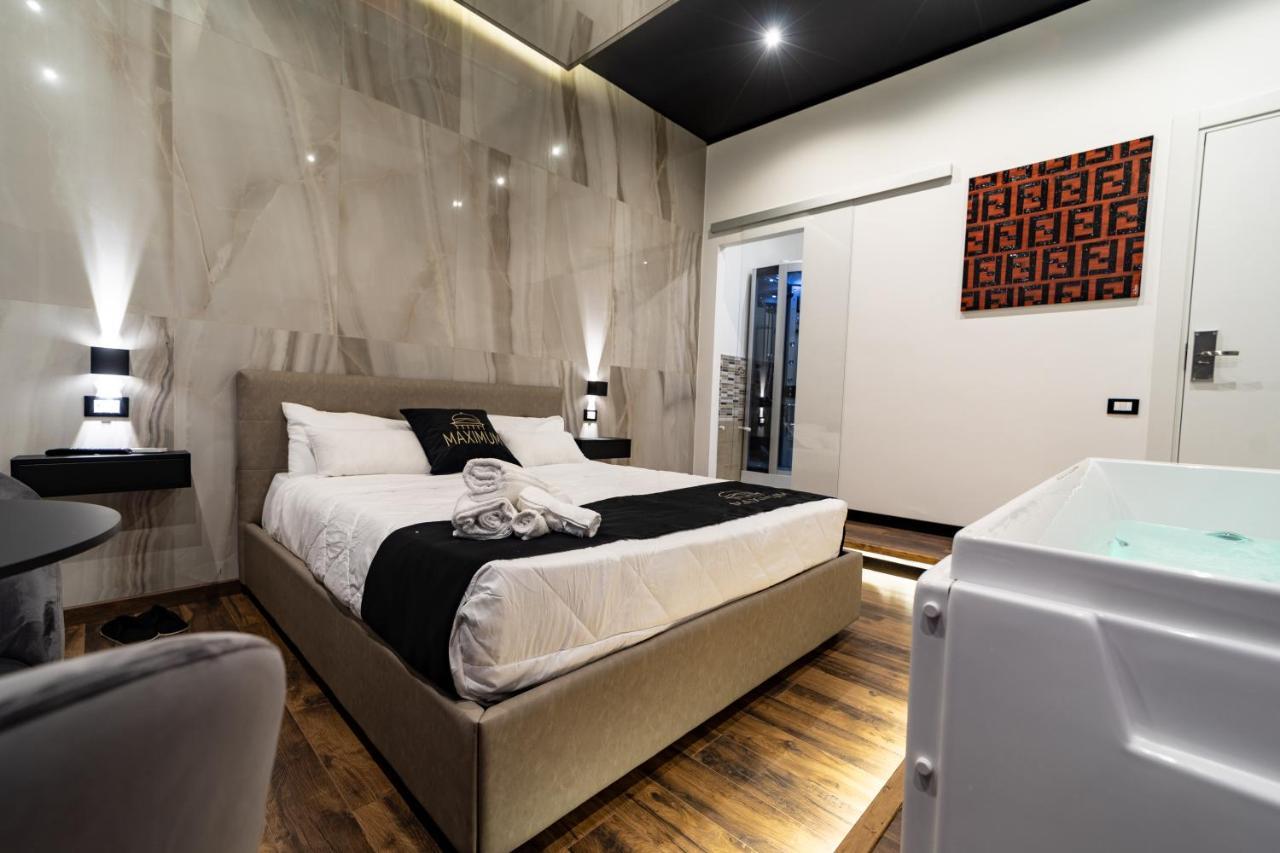 Suite with Spa Bath