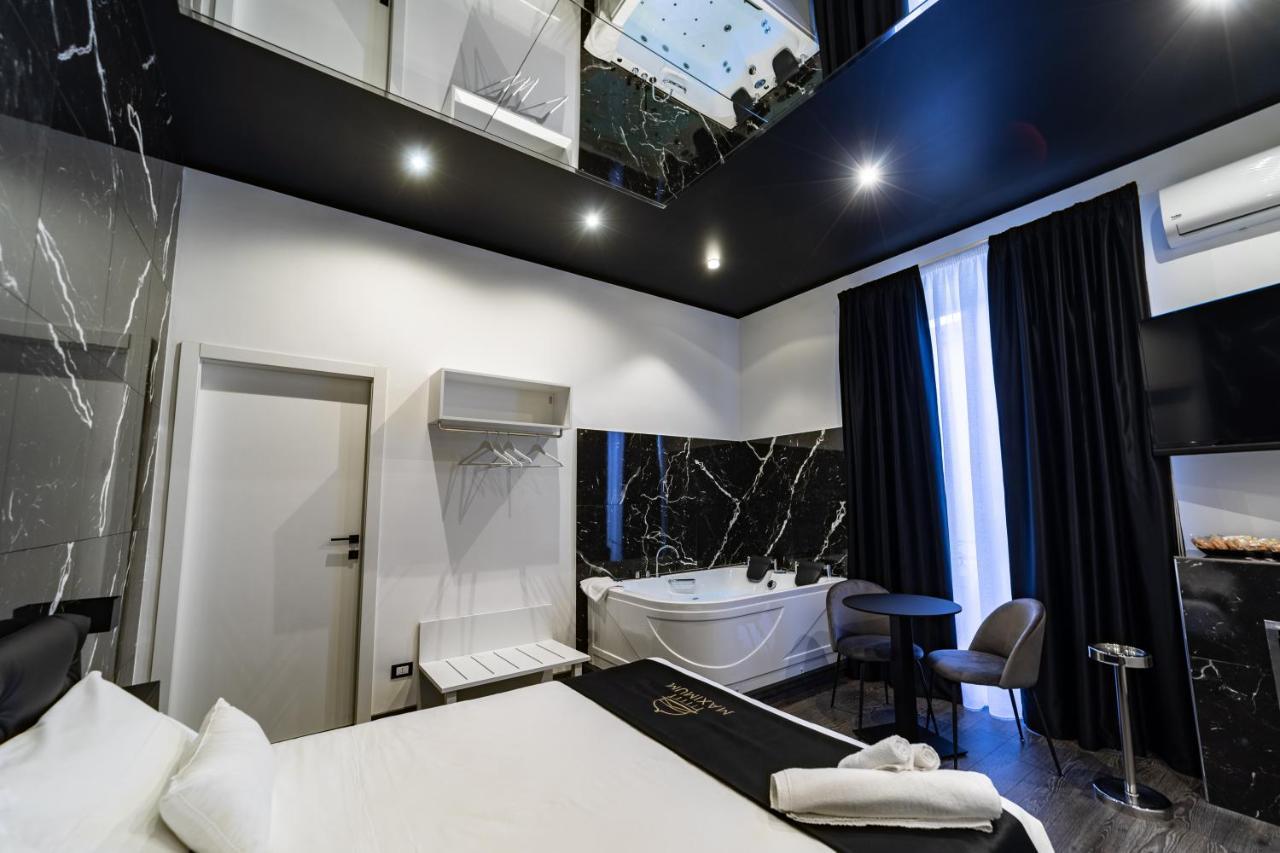 Suite with Spa Bath
